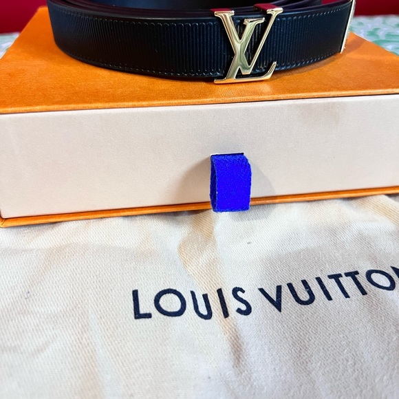 Louis Vuitton belt - Picture 8 of 9